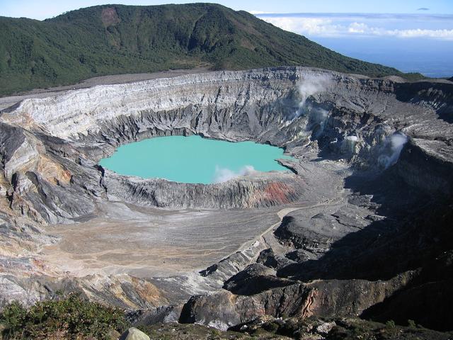 Poás Volcano National Park